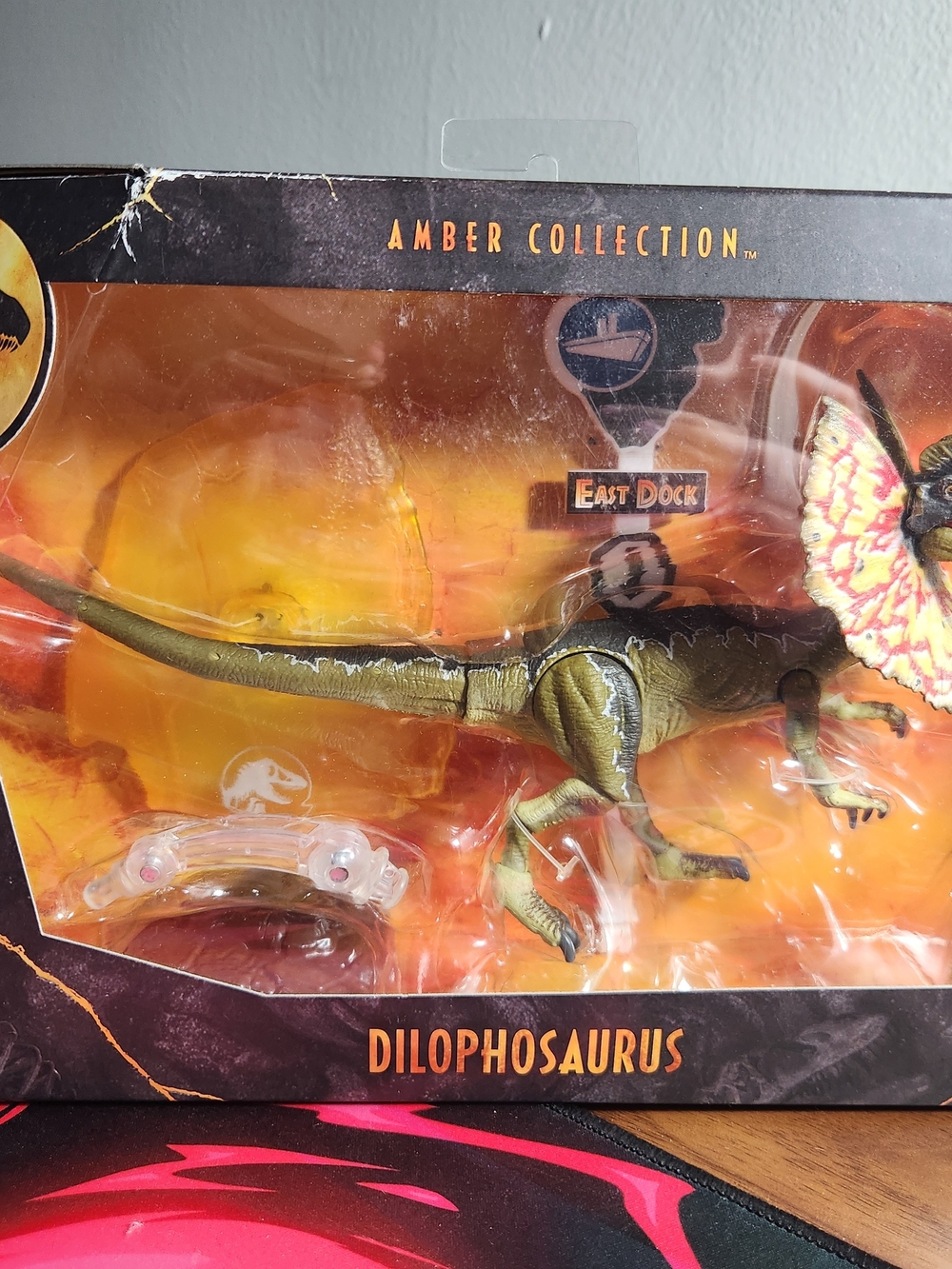Jurassic World Amber Collection - Dilophosaurus